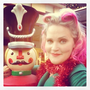 Pink hair all ready for Woodford! The Betties also had some lovely christmas sing-time in the Queen Street Mall.
